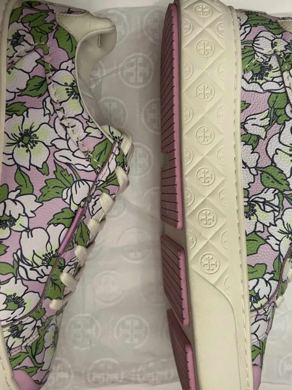🌸 Tory Burch Ladybug Platform Sneakers